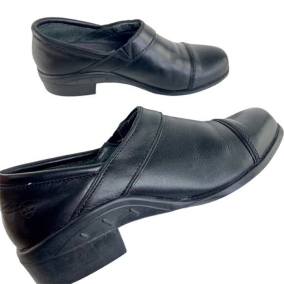 Ariat Black Closed Back Leather Sport Clogs - Picture 5 of 8